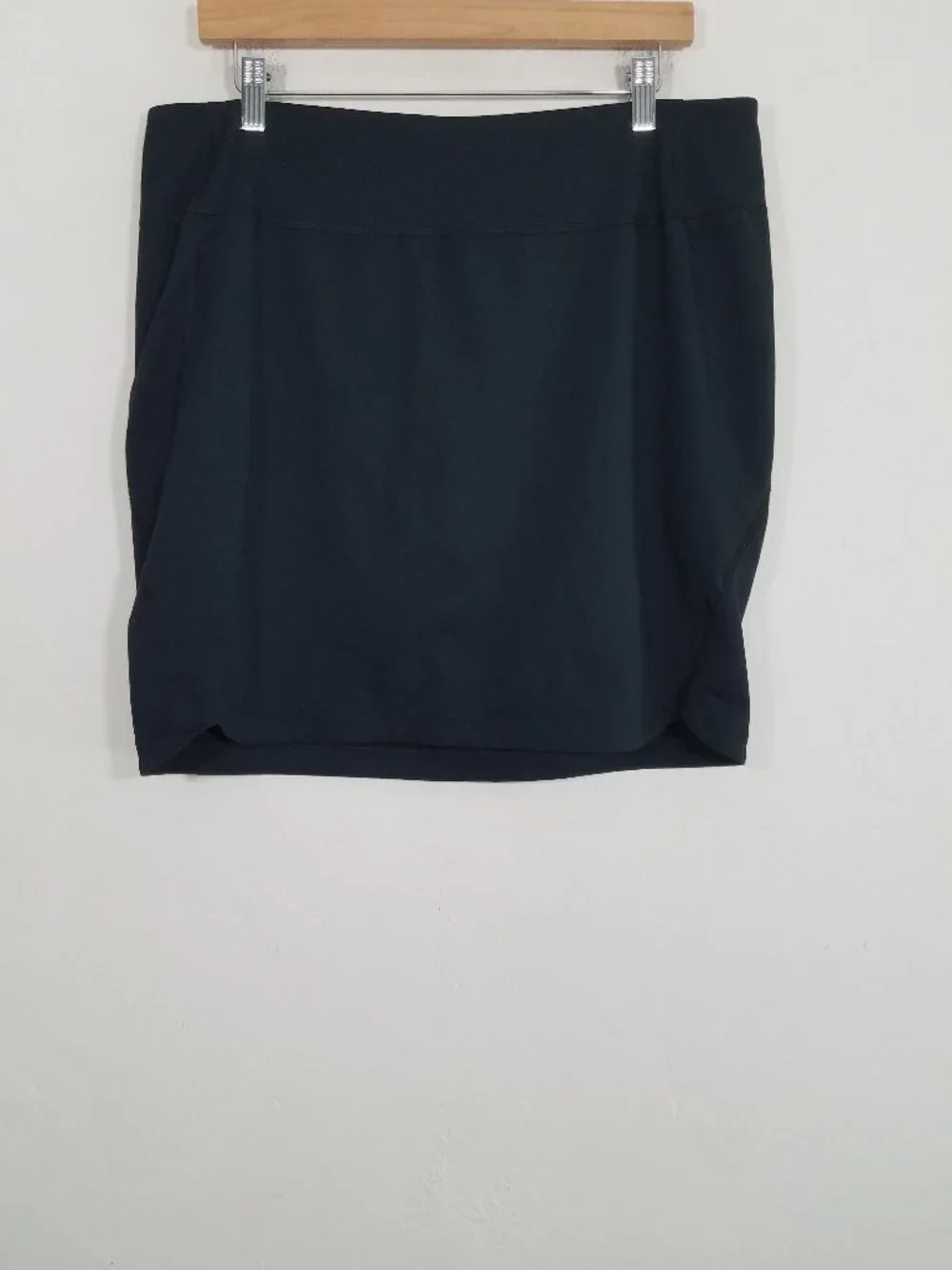 Columbia Pull-On Skirt/Skort Black Size L